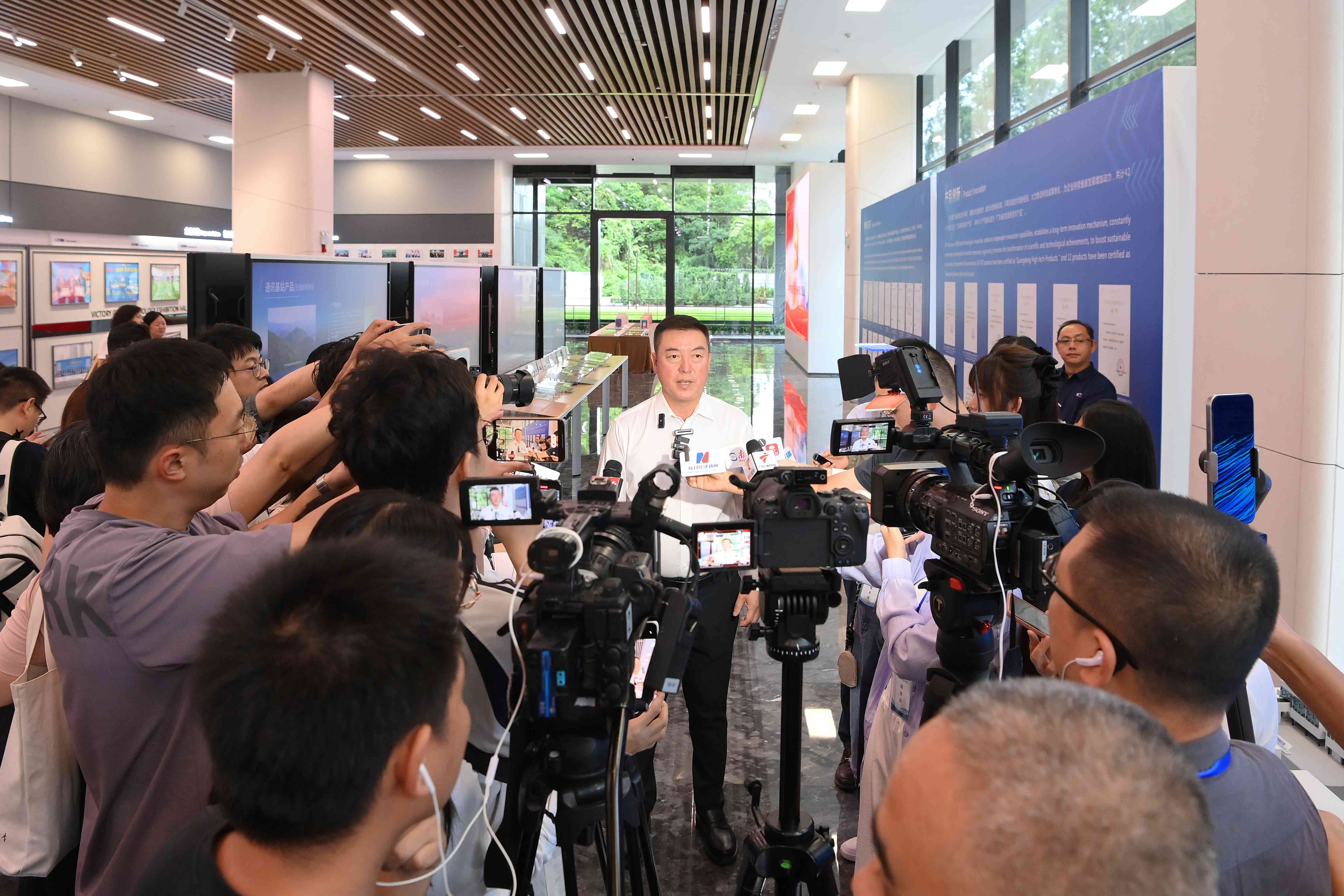 “活力中國調(diào)研行”主題采訪活動走進(jìn)勝宏科技